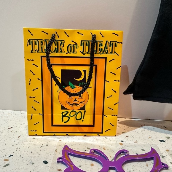 American Girl Doll Halloween Masks and Vintage Black Jumpsuit with Pumpkin Set - Picture 4 of 5